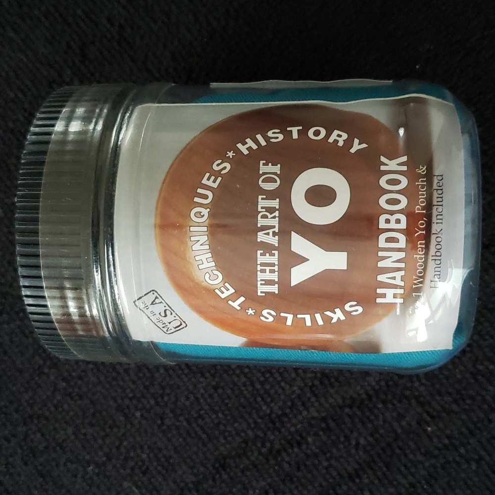 🥳3/20🥳 Channel Craft - The Art of Yo - Wooden YO-YO- Teal Pouch